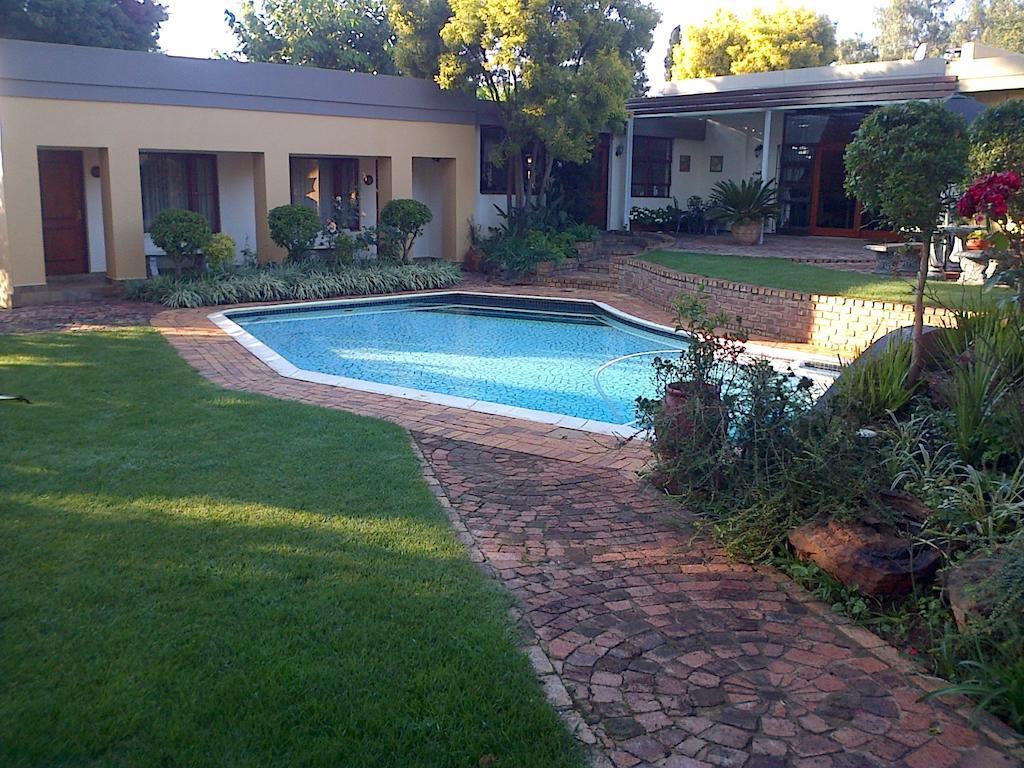 Jubilee Lodge Guest House Johannesburg Exteriör bild