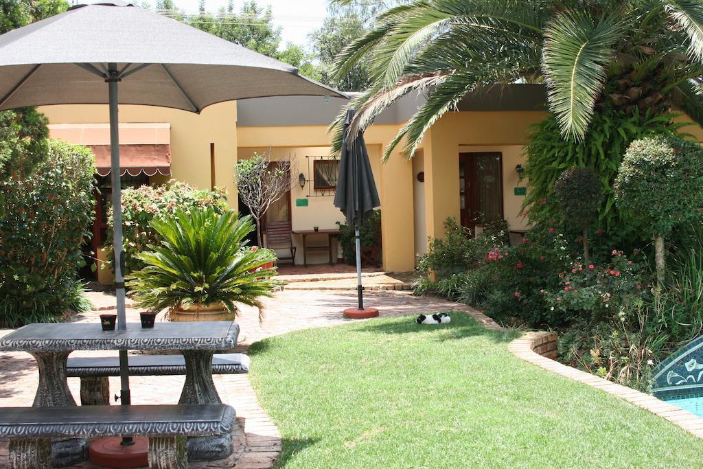 Jubilee Lodge Guest House Johannesburg Exteriör bild
