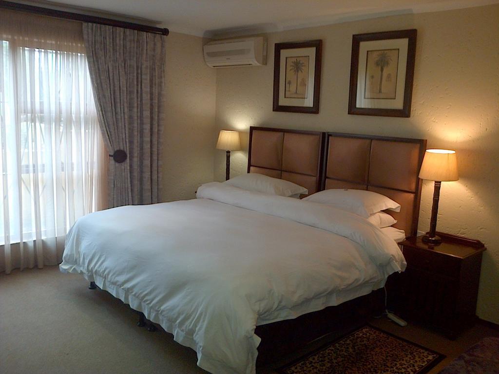 Jubilee Lodge Guest House Johannesburg Rum bild