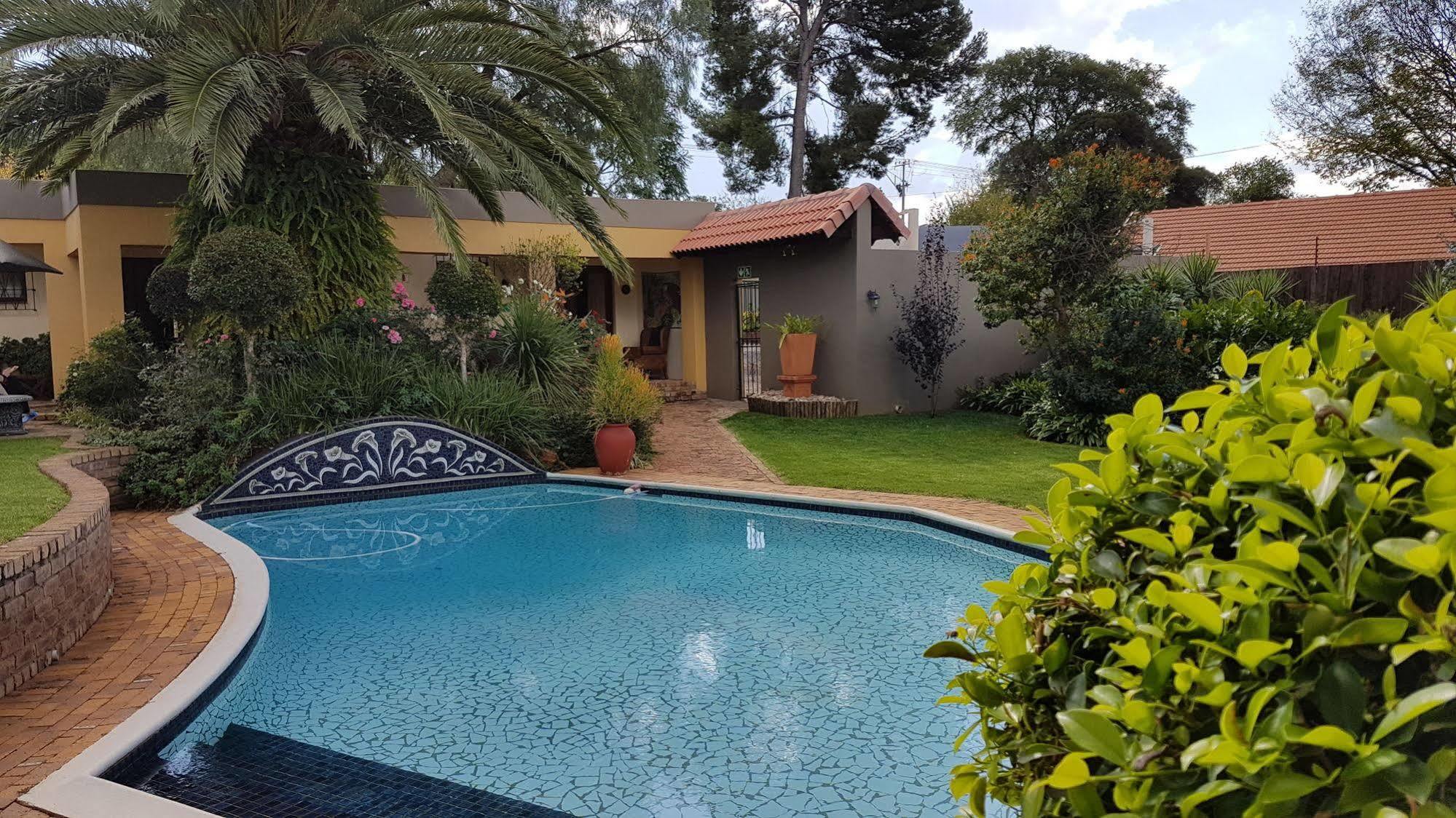 Jubilee Lodge Guest House Johannesburg Exteriör bild